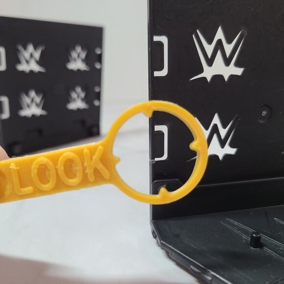 WWF Action Figure Display Base Stands with Pegs Jakks Pacific Mattel - Picture 13 of 14